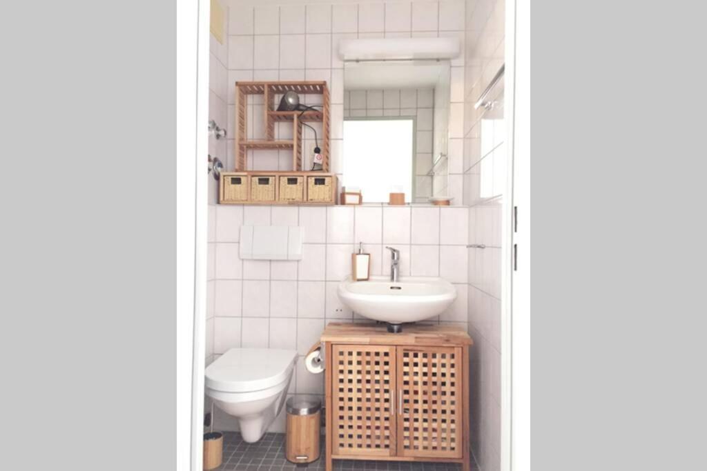 Apartment-Mitten In Konstanz, Gratis Parkplatz & Fahrrader, Netflix Tv Exterior foto